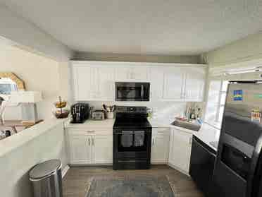 Beautiful townhouse sublease