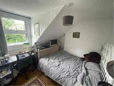 Double room in Archway.