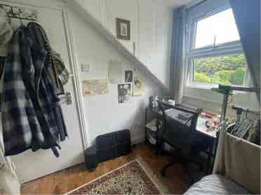 Double room in Archway.