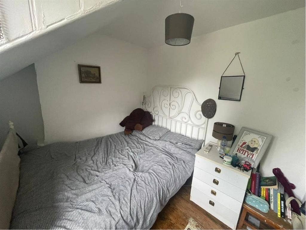 Double room in Archway.