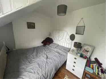 Double room in Archway.