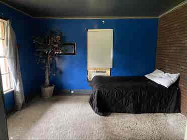 Cozy furnished room