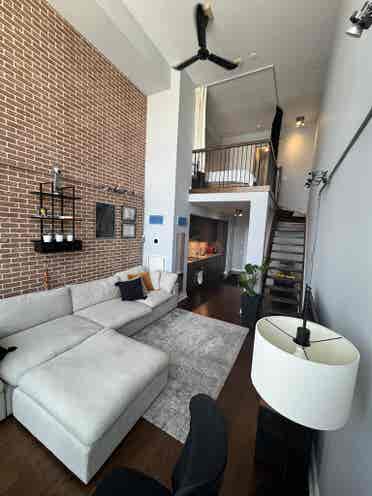 Sublet a Stunning Loft  Bath
