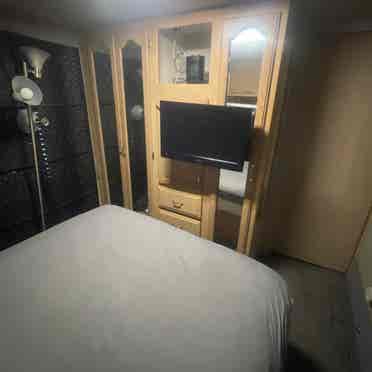 Private room for Rent