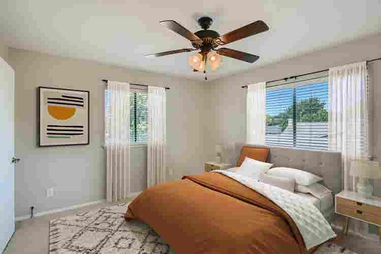 1 BR in Dallas