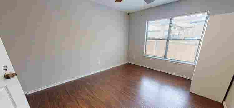 1 BR in Austin