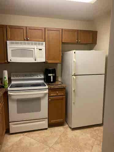 1bed w/ 
washer & dryer