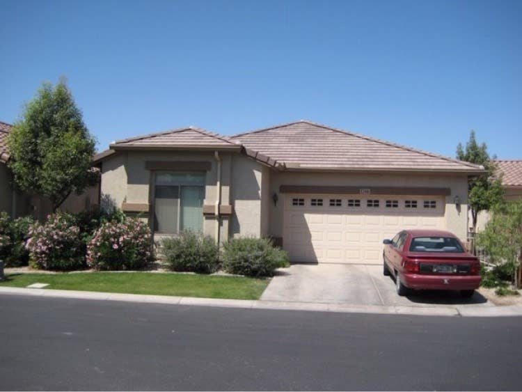 Looking for Roommate-Chandler