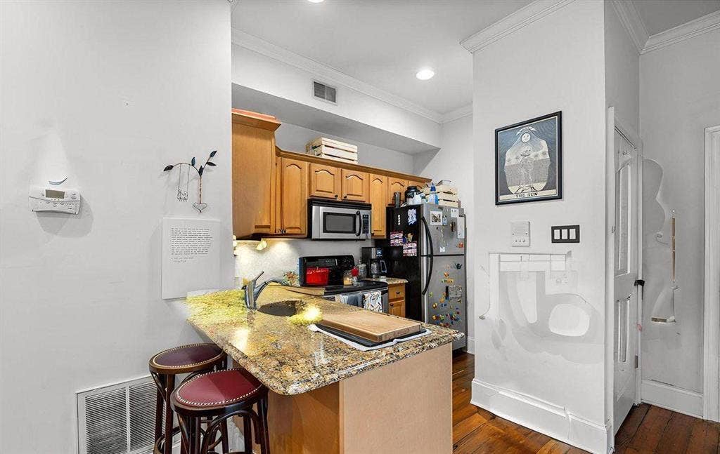 Large 1bed