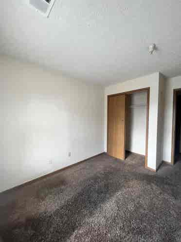 Spacious Br Apt ~/person