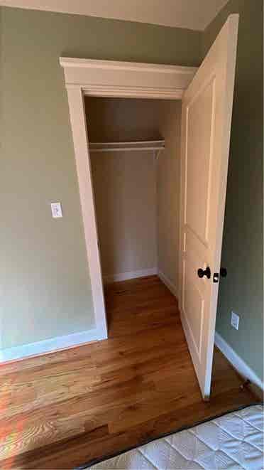 Room in Avl, near downtown