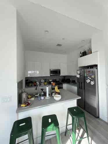 Room in Mid-City