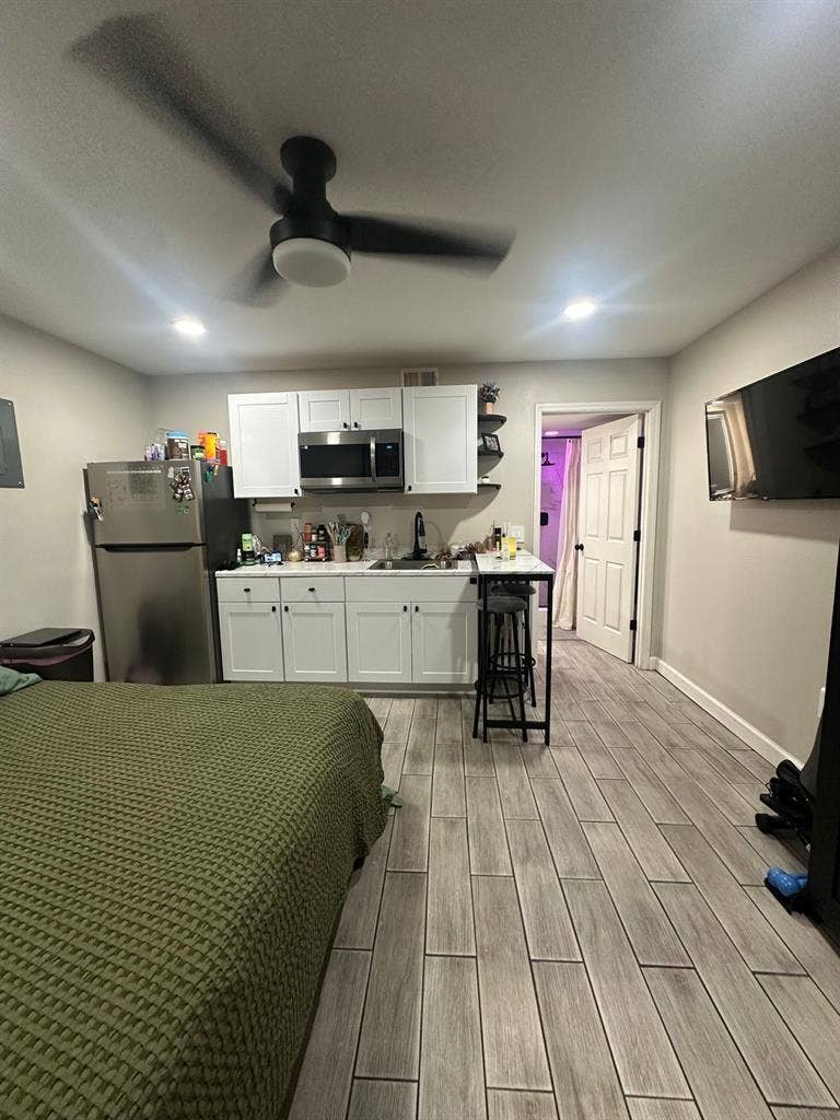 Beautiful new studio for rent