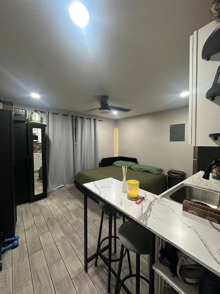 Beautiful new studio for rent