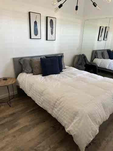 Studio with private entrance