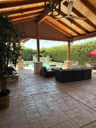 Studio with private entrance