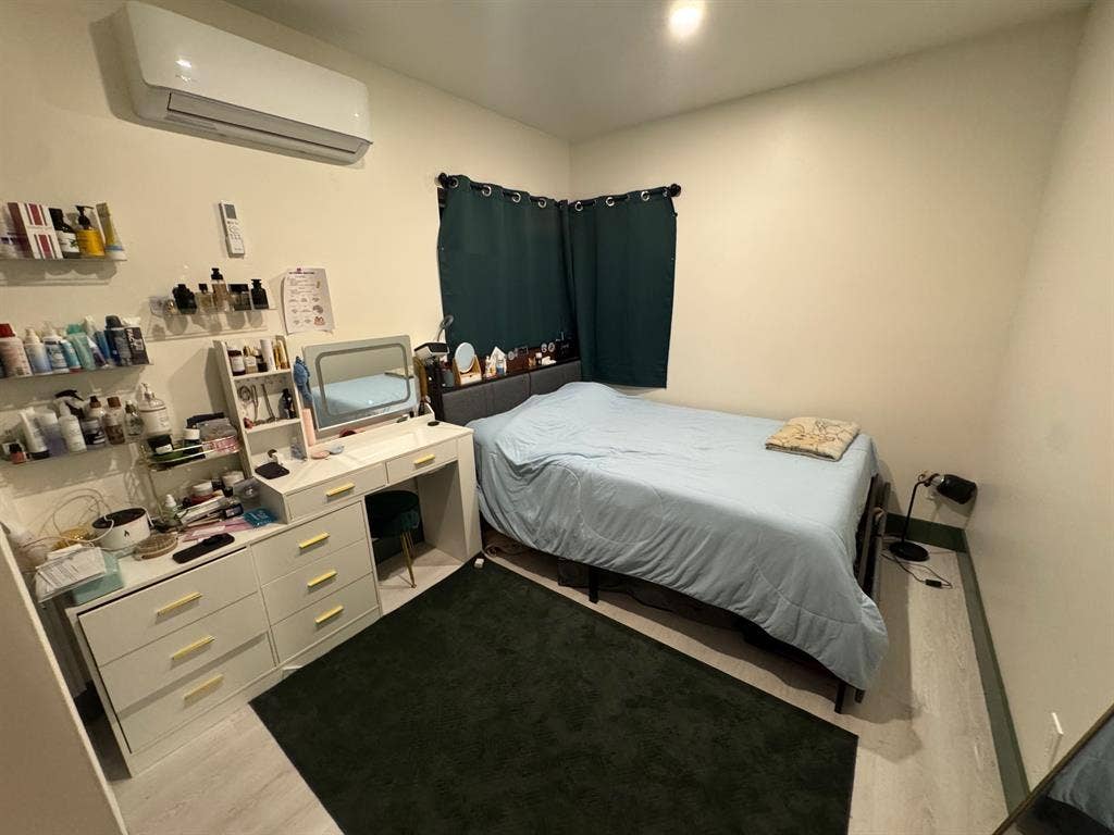 1BR Apt. in Prime Downtown Davis