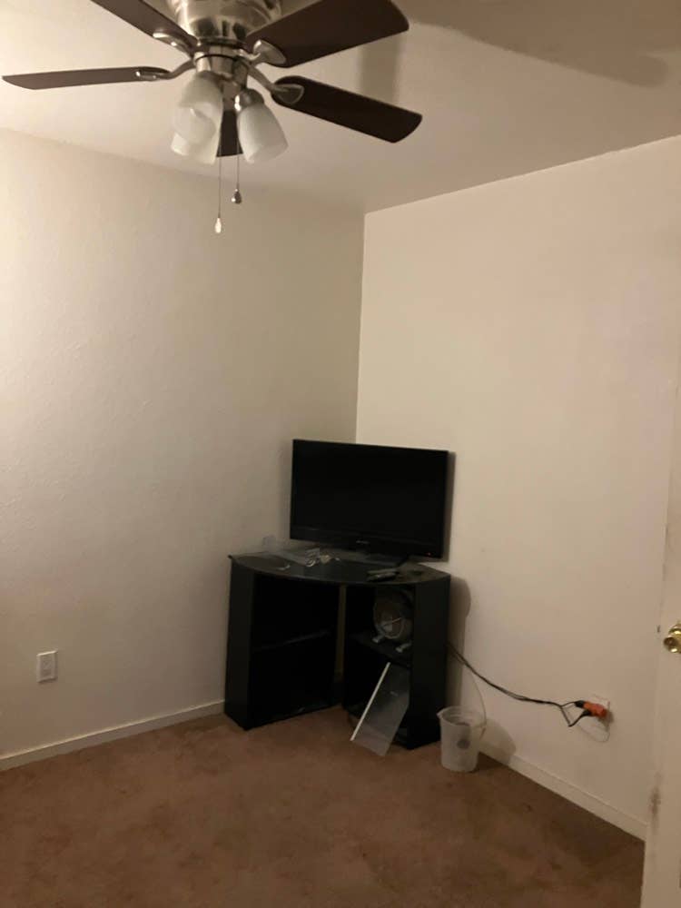 Room 4 Rent - UNLV AREA