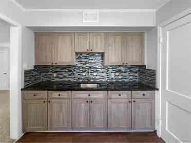 2 bedroom house for rent