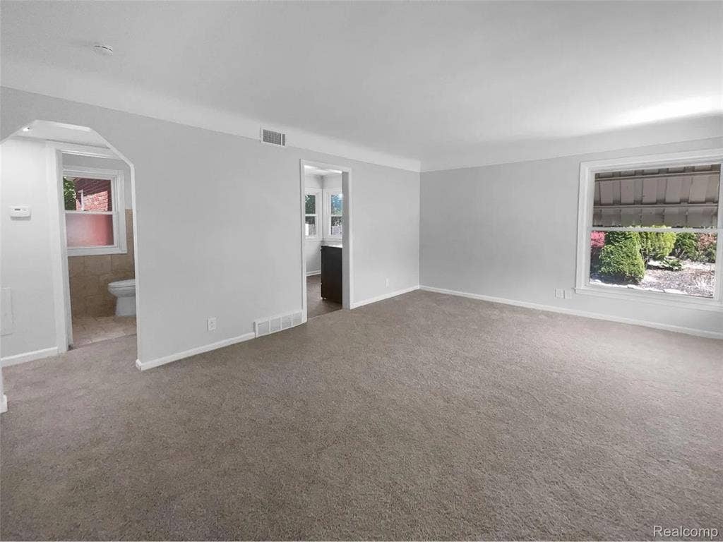2 bedroom house for rent