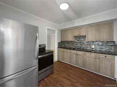 2 bedroom house for rent