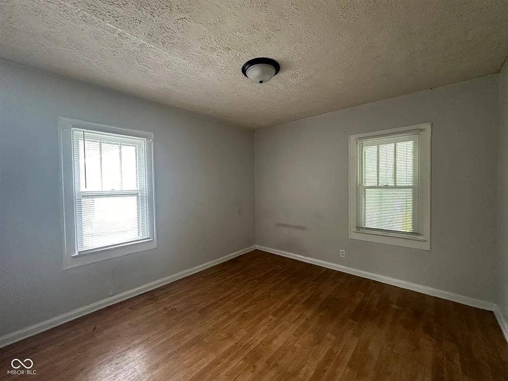 Room in Beech Grove (Near UIndy)