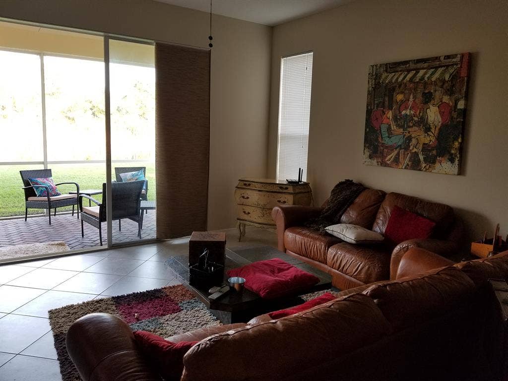 Spacious & Private with Lake View
