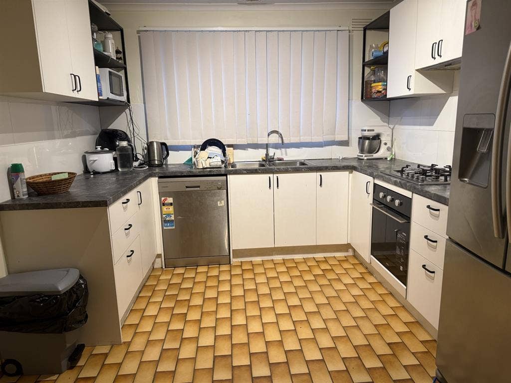 Room available in Corio