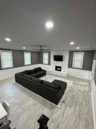 Looking for roommate