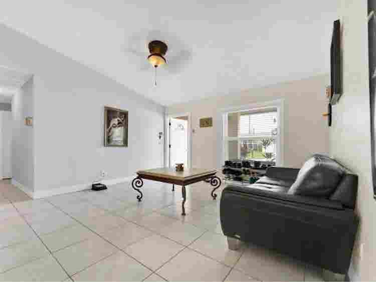 Unfurnished Room for rent