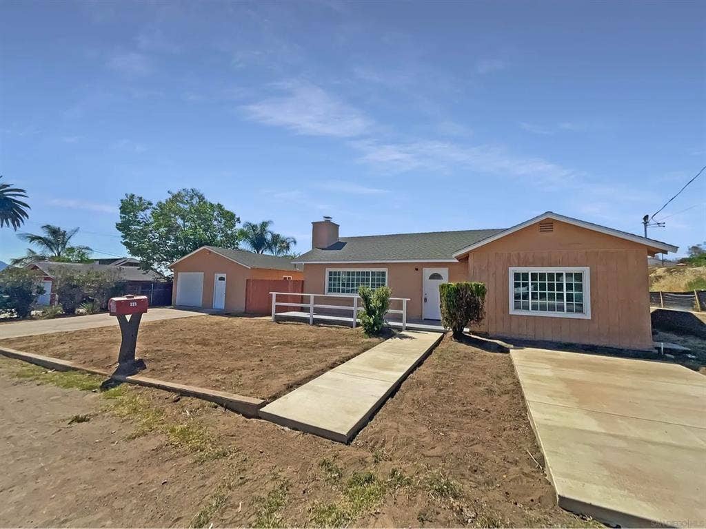 Beautiful 3beds available for rent.