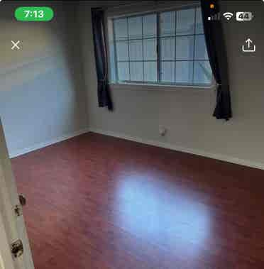 Seeking Friendly Roomie!