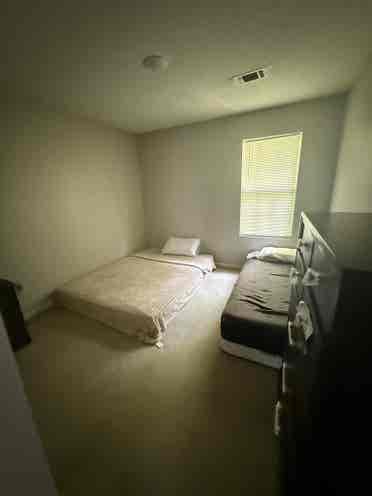 1 bedroom private bathroom