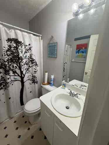 1 bedroom private bathroom