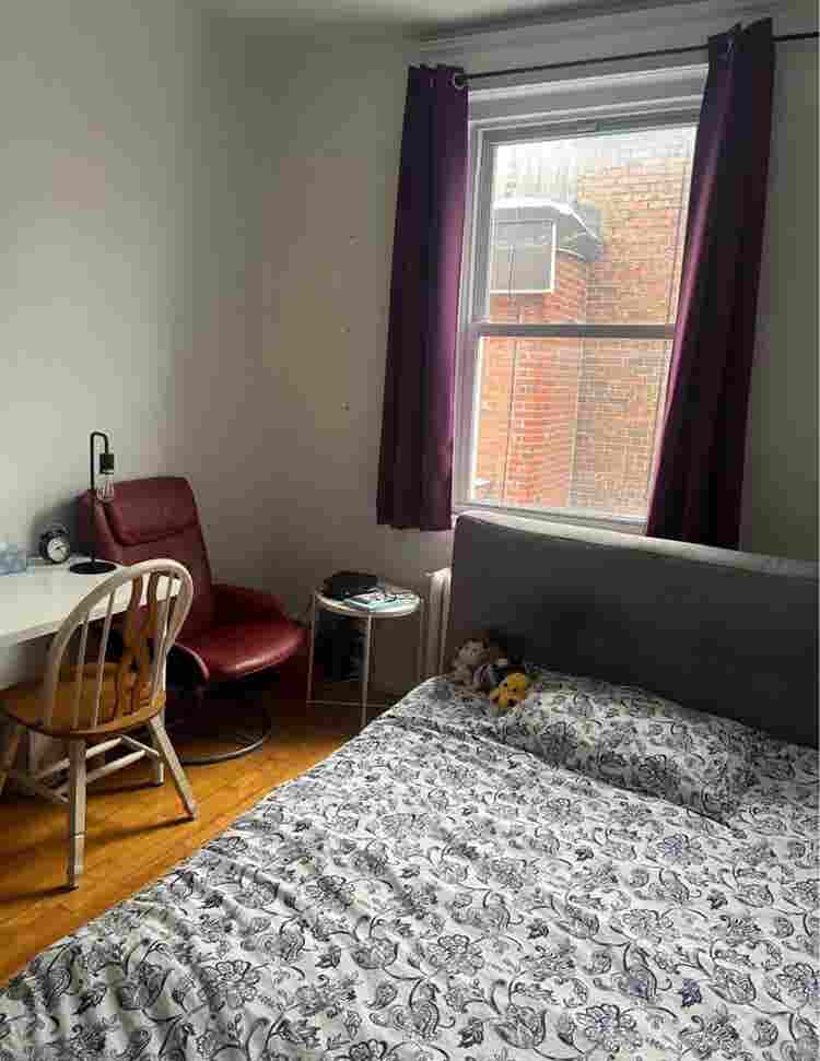 Roommate wanted for