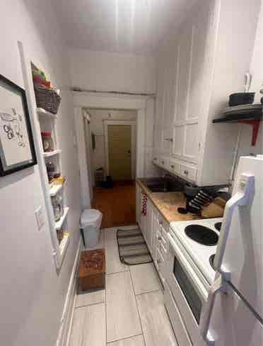 Roommate wanted for