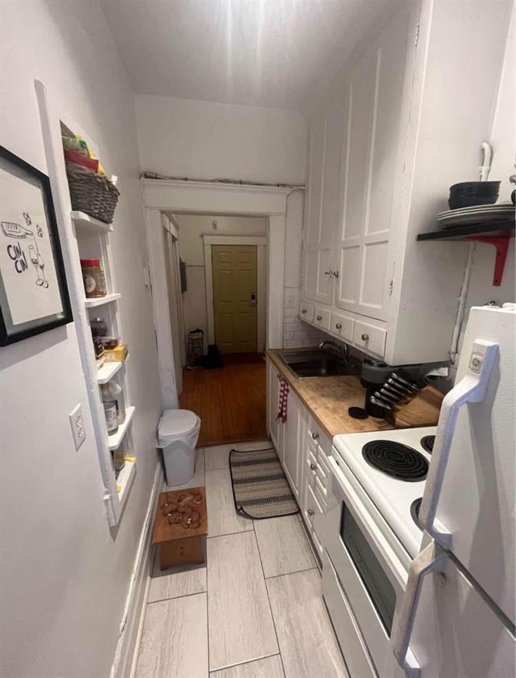 Roommate wanted for