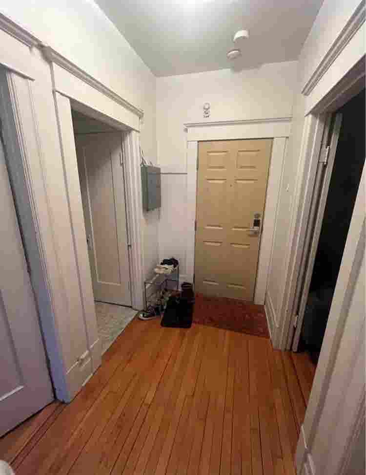 Roommate wanted for