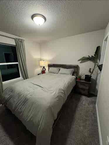Private Room for Rent with Bathroom
