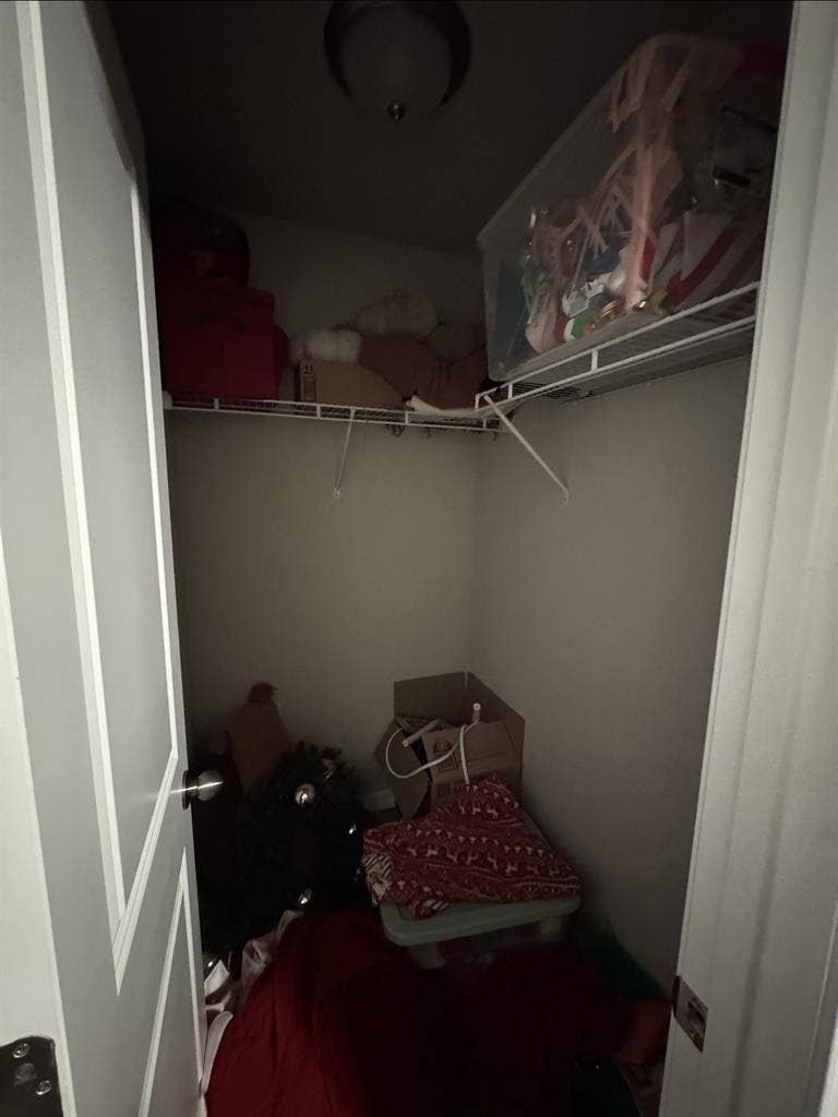 Private Room for Rent with Bathroom