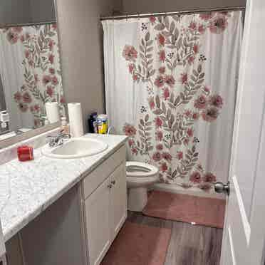 Private Room for Rent with Bathroom