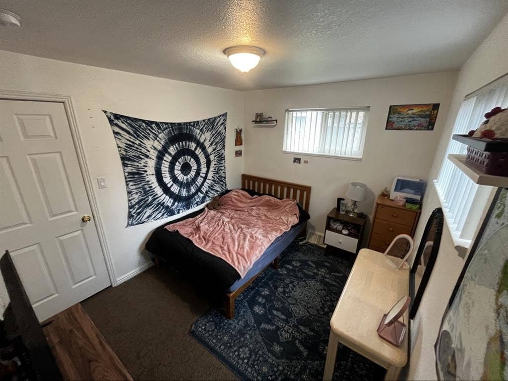 Roommates wanted July 1st!