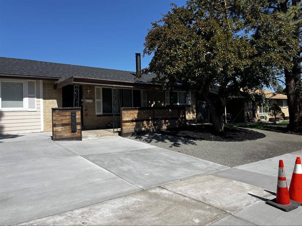 Roommates wanted July 1st!