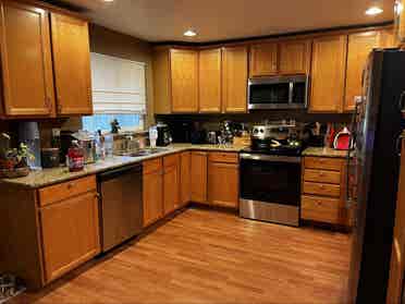 Roommates wanted July th !
