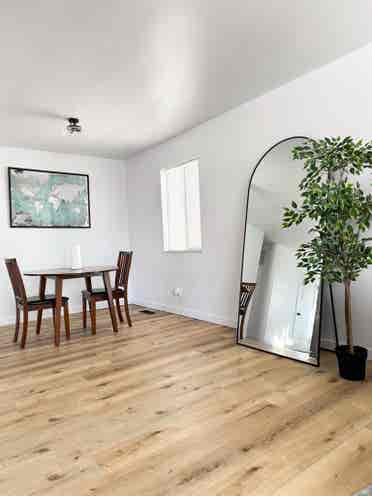 Spacious 3bedroom/w private parking