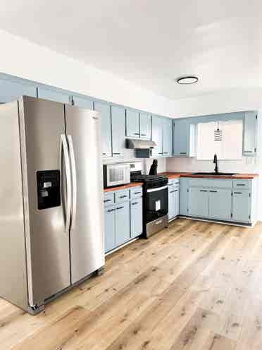 Spacious 3bedroom/w private parking