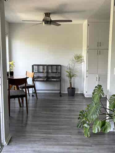 Month-to-Month | Prime Location
