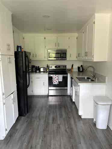Month-to-Month | Prime Location