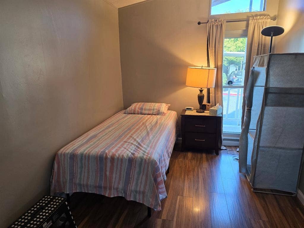 Private room with shared bathroom