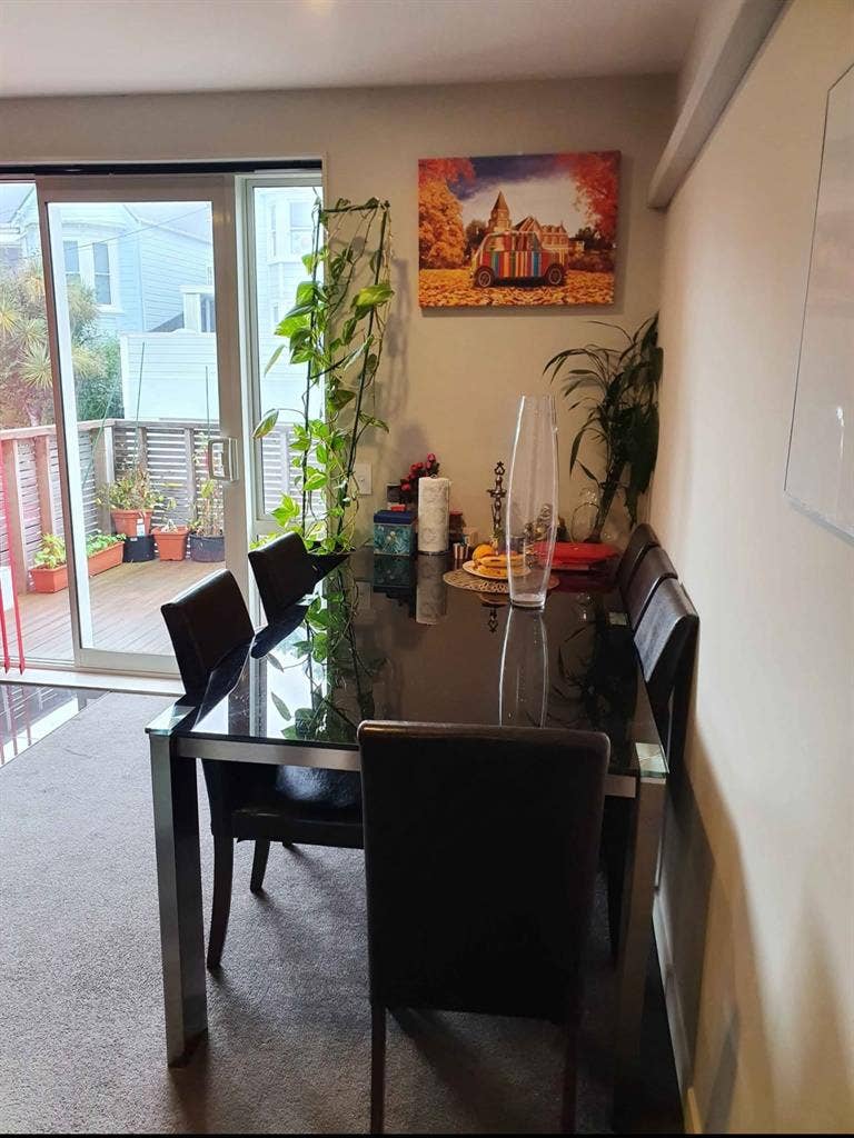 Double bedroom with shared bathroom